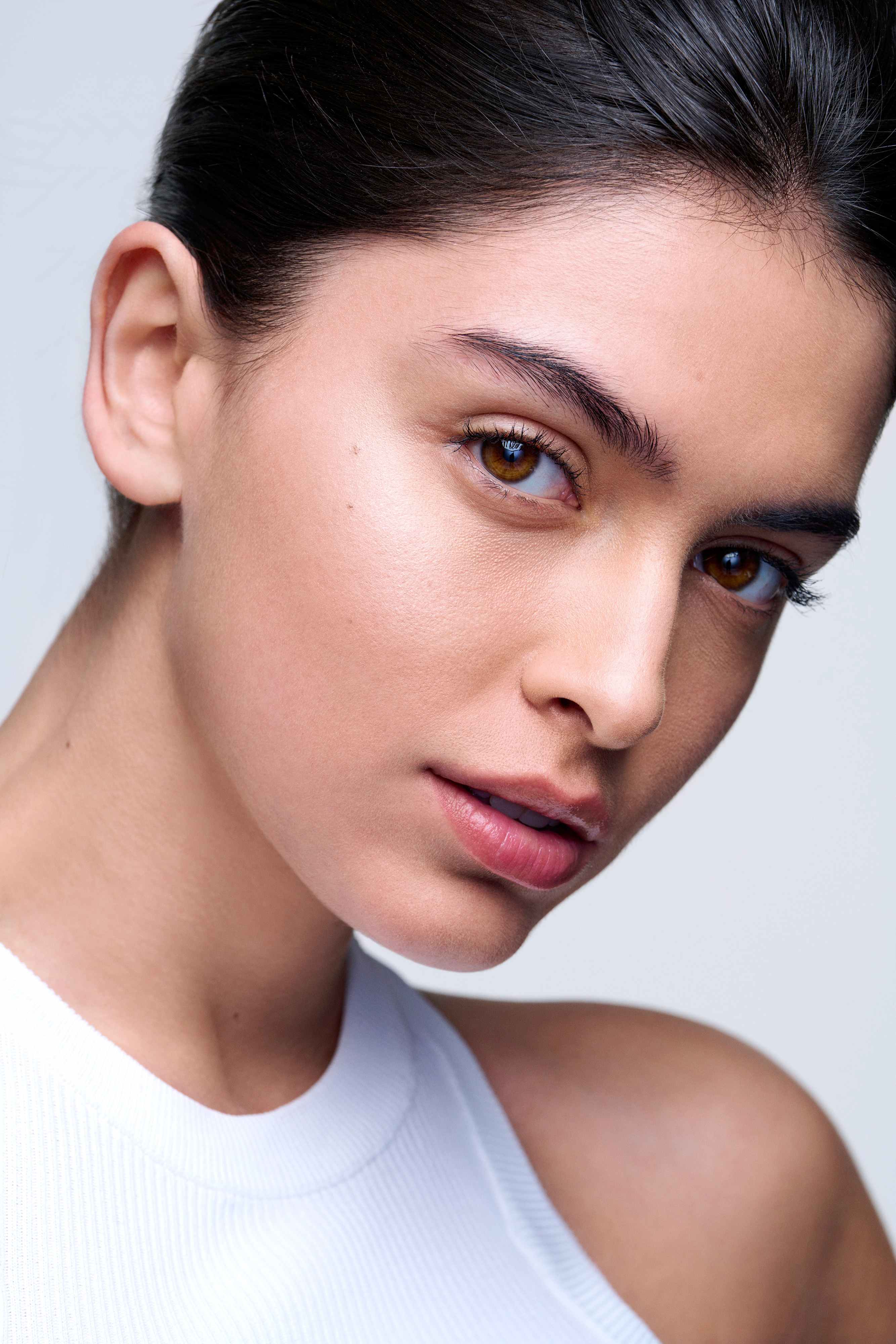 Hautmythos-hilft-die-Sonne-bei-Akne