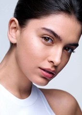 Hautmythos-hilft-die-Sonne-bei-Akne