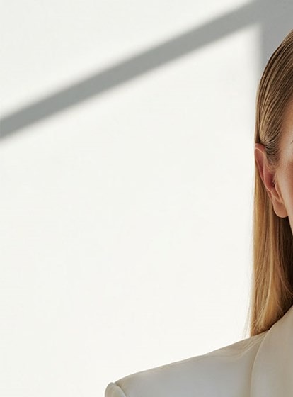 Dr Med Univ Katayoun Koujouie Fachärztin Für Dermatologie Neue Feuchtigkeit mit MINÉRAL 89 Creme | Expertentipps